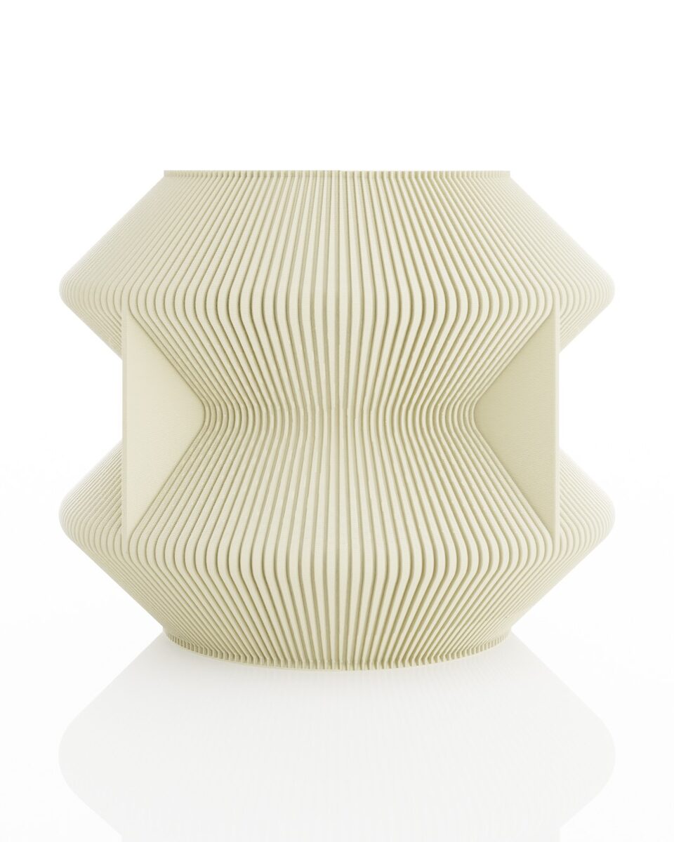 Uoola Vase