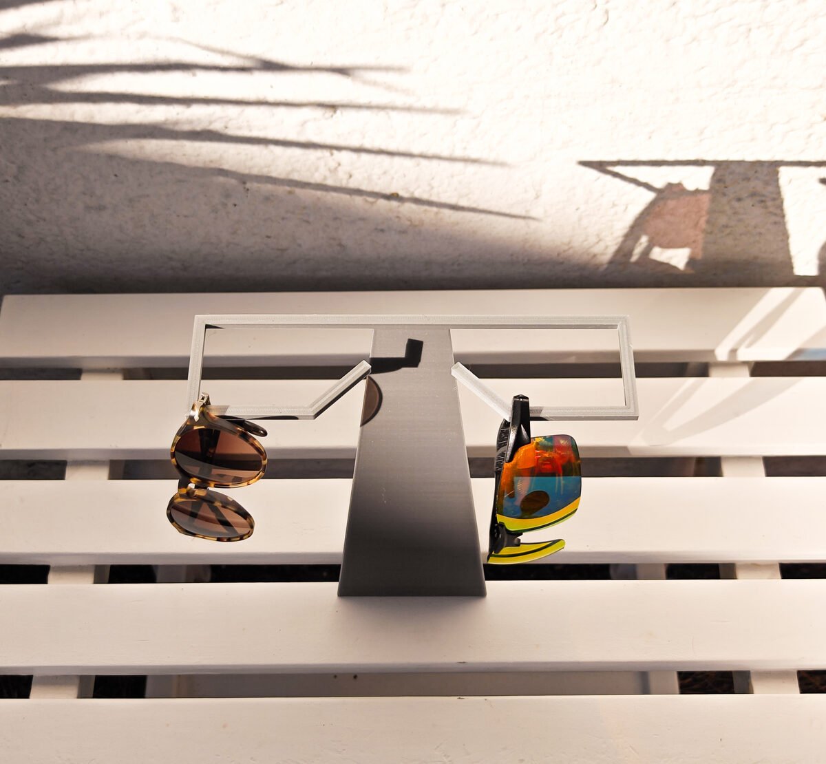 Lente | Sunglasses Stand - OzFDM