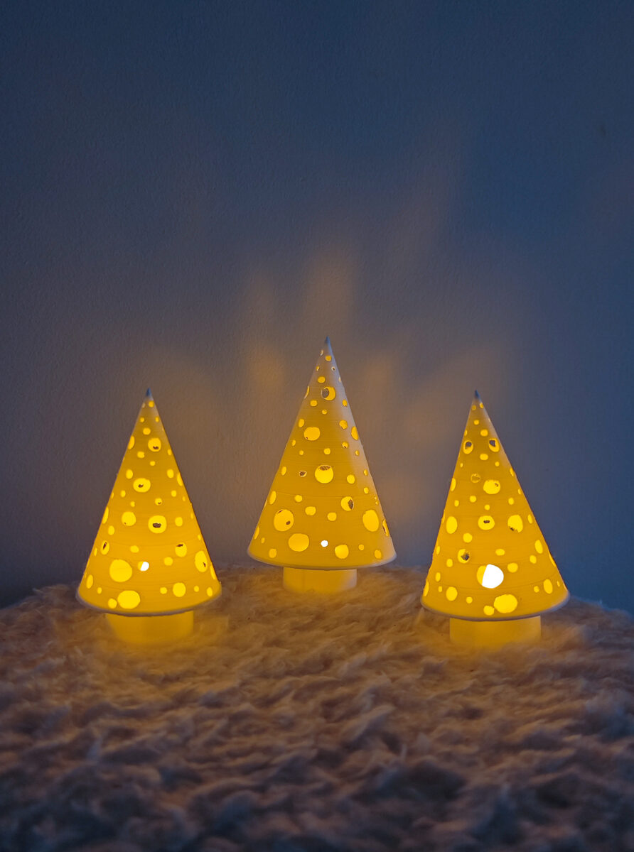 Christmas Tree Candle (Cone) - OzFDM