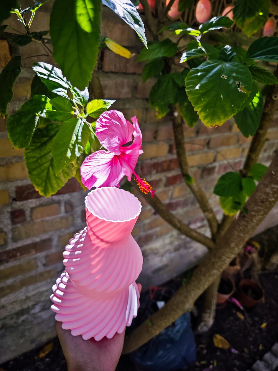 Confeti Vase