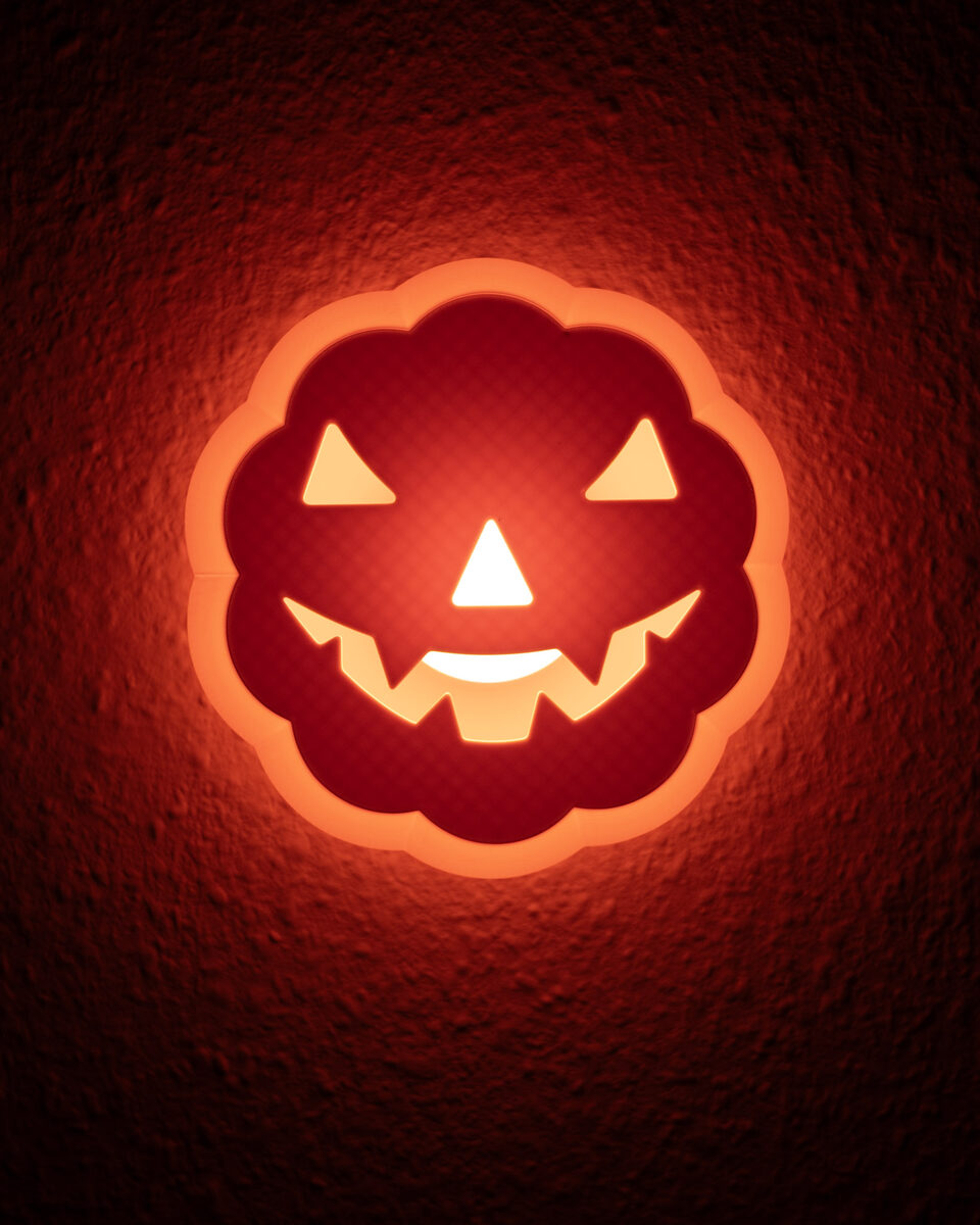 Ha(L)oween Wall Lamp