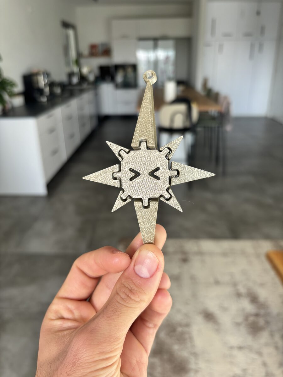 Starflex | Flexi Christmas Star Ornament Keychain