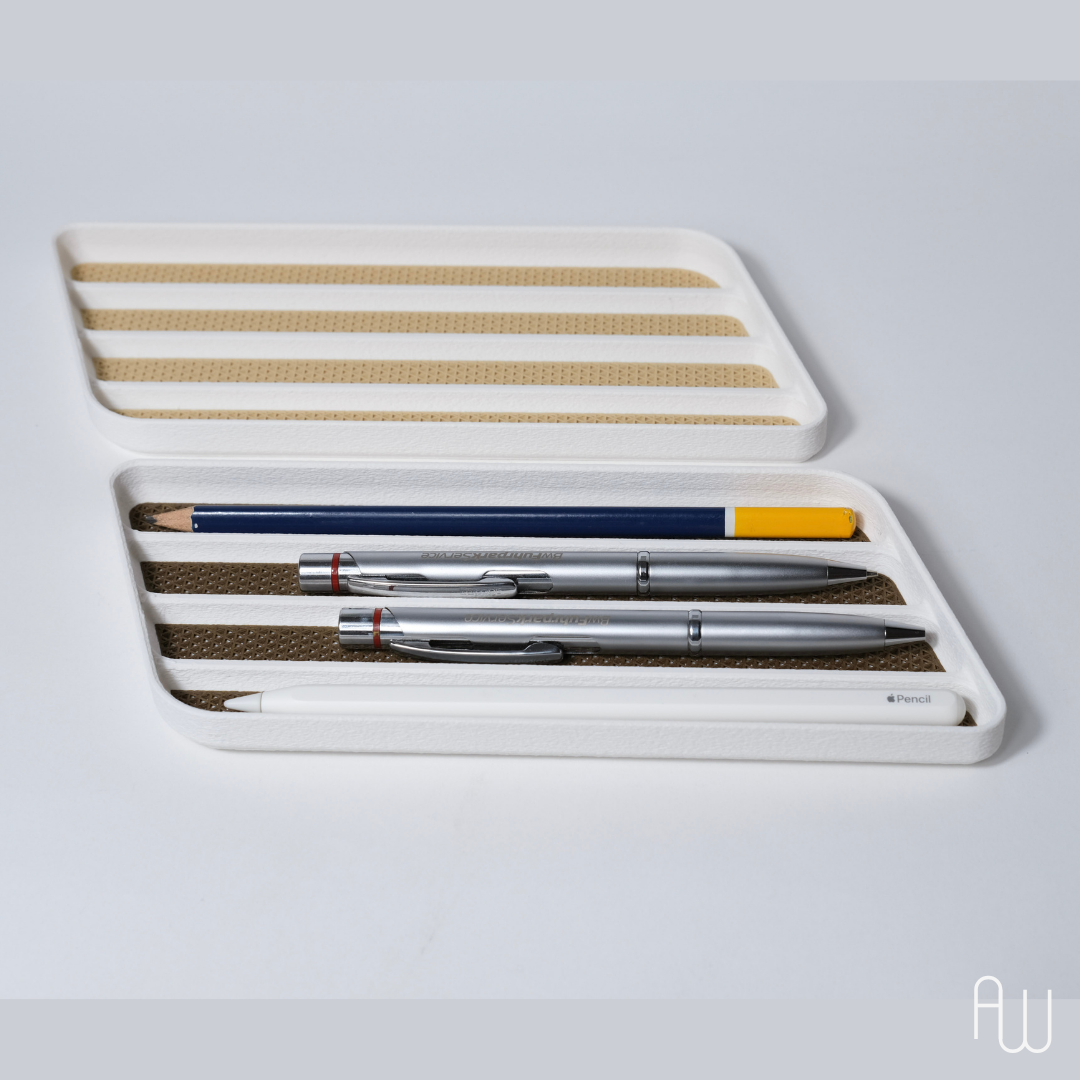 Oblique Desk Tray Collection