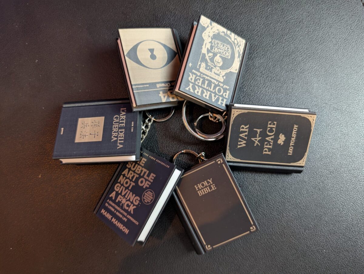 Pocket Tome - Nfc Keychain