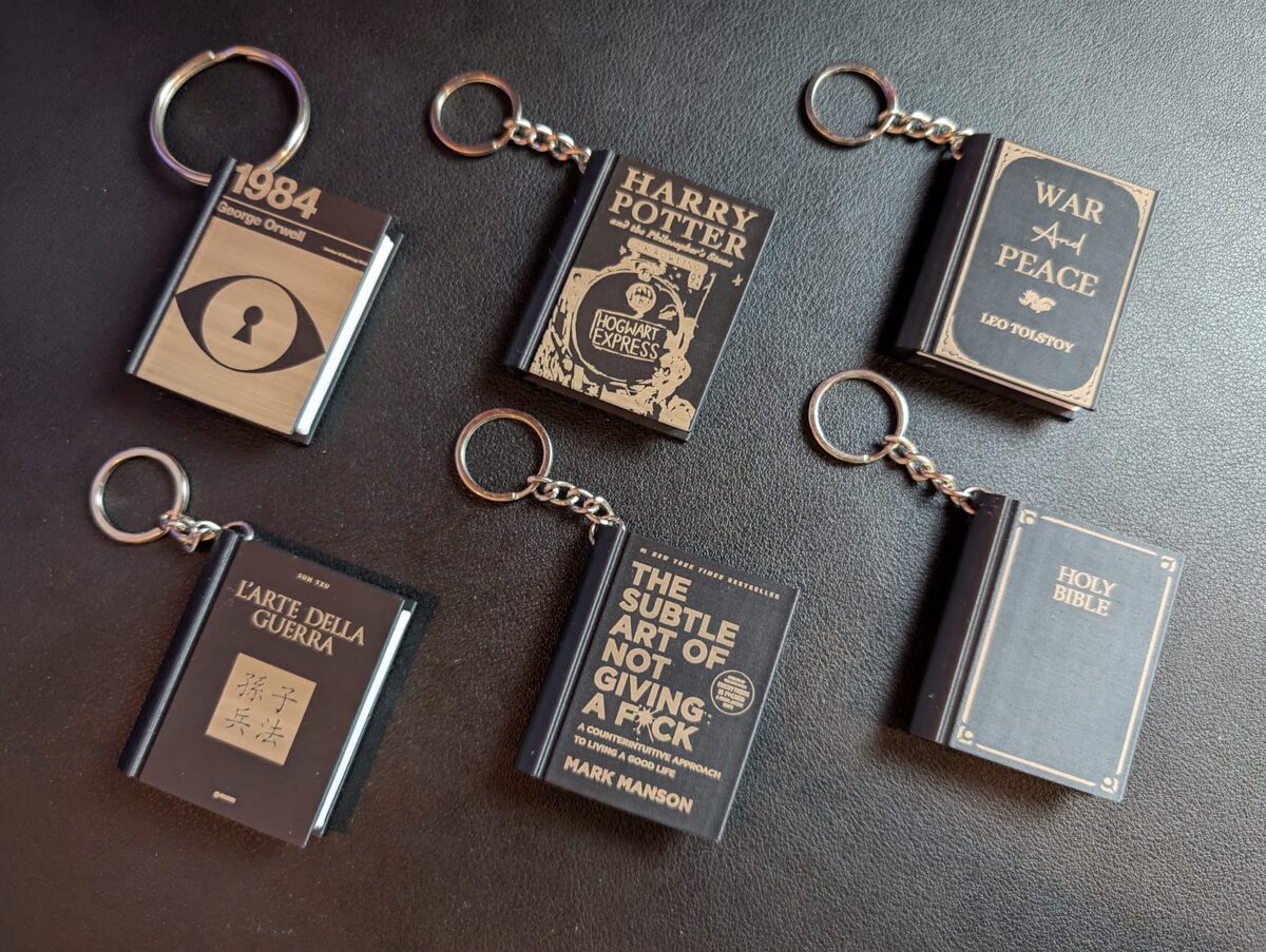 Pocket Tome - Nfc Keychain
