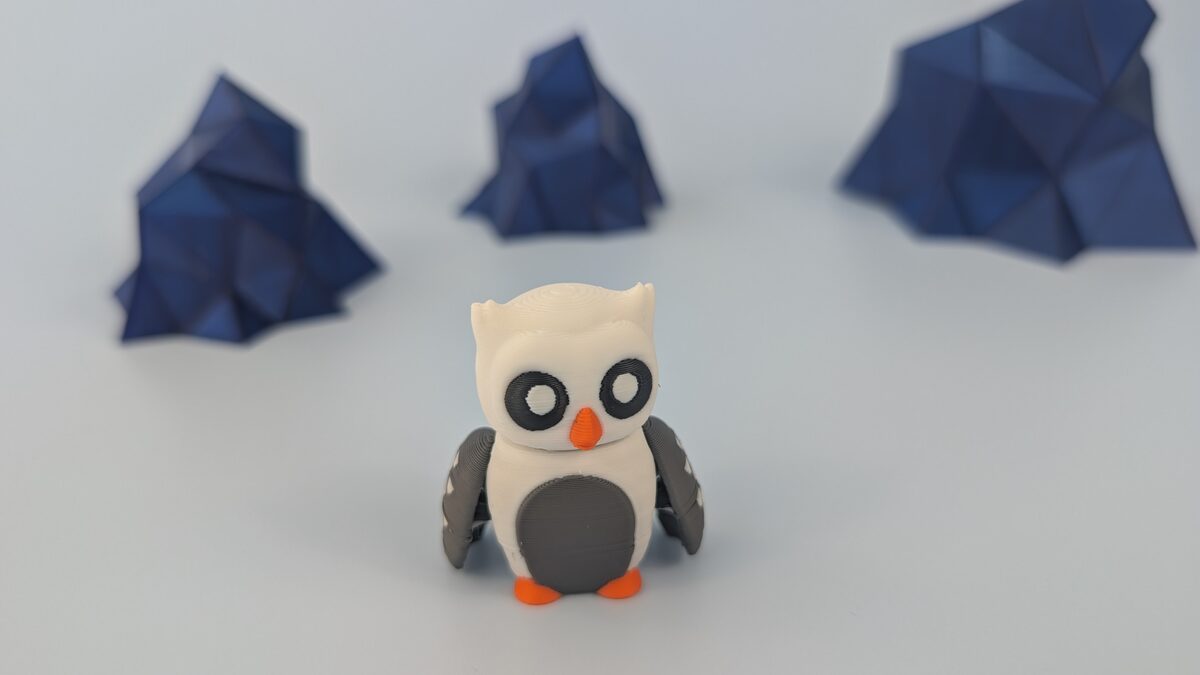 Snow Owl - Articulated Figure Keychain