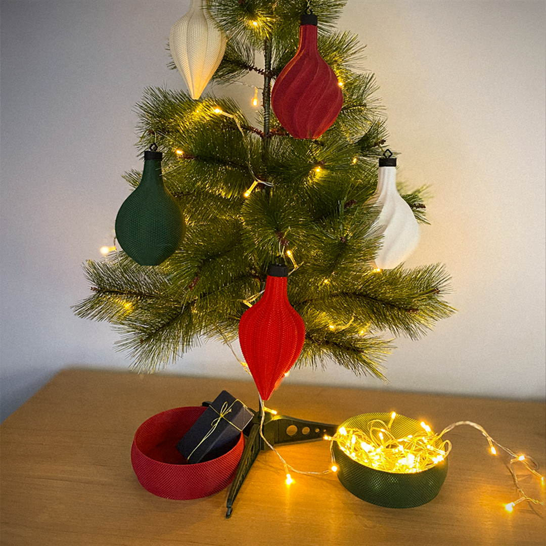 Revolution Christmas Ornament (Serie 1)