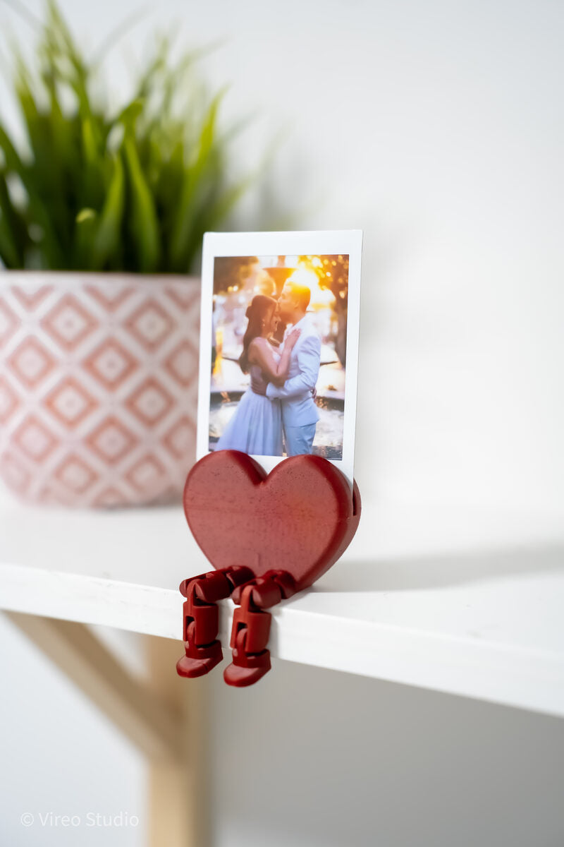 Flirty | Heart Photo & Card Display With Flexible Legs