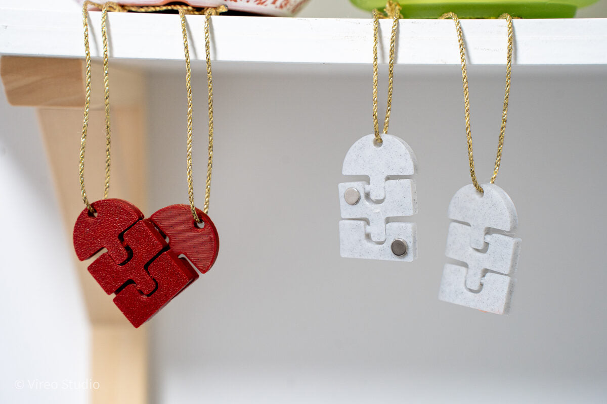 Heartlinks | Magnetic Flexi Heart Keychains For Couples