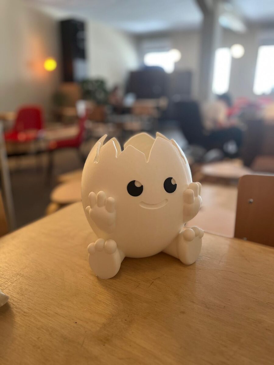 Cute Egg Planter
