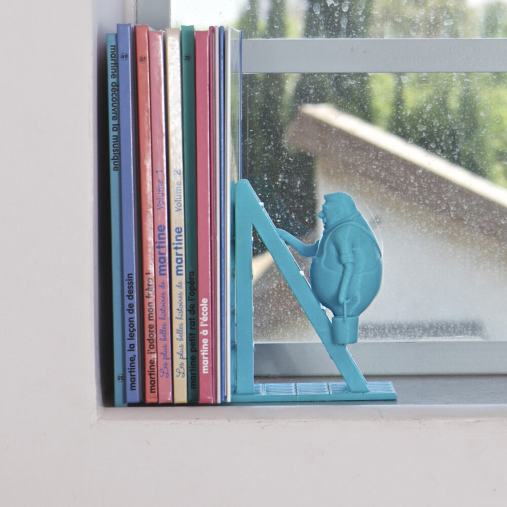 Manosh Bookend
