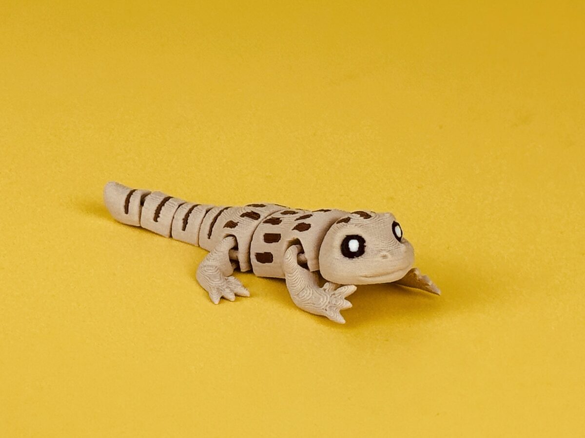Desert Iguana - Articulated Flexi Lizard Figure | Print-in-Place | No Supports