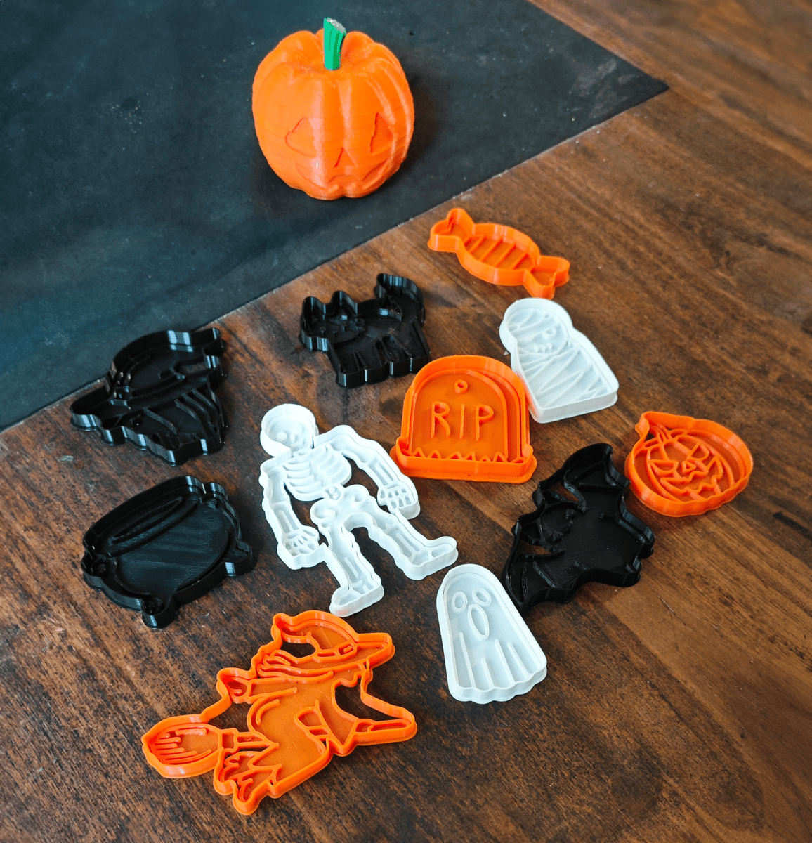 Halloween Cookie Cutters - OzFDM