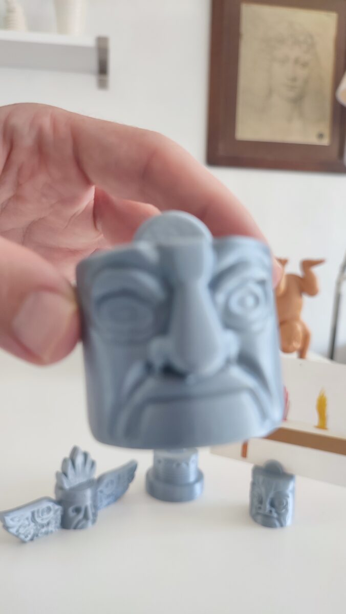 Totem Card & Photo Display