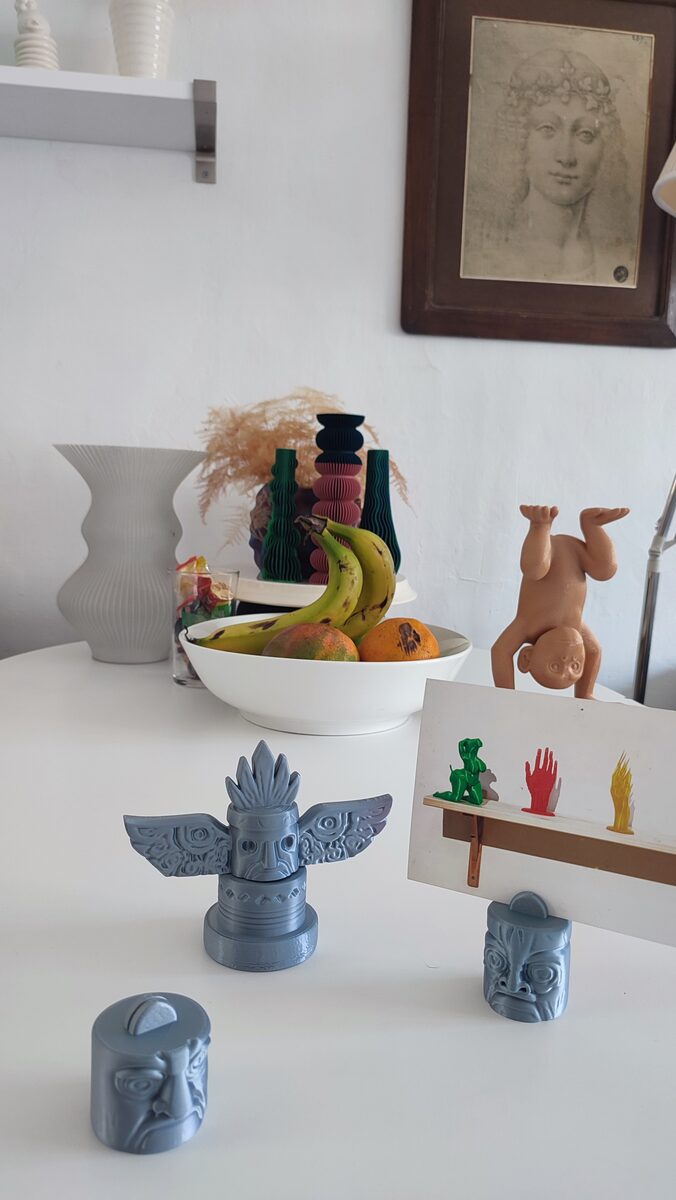 Totem Card & Photo Display