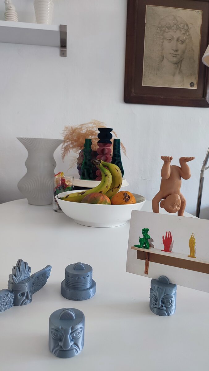 Totem Card & Photo Display
