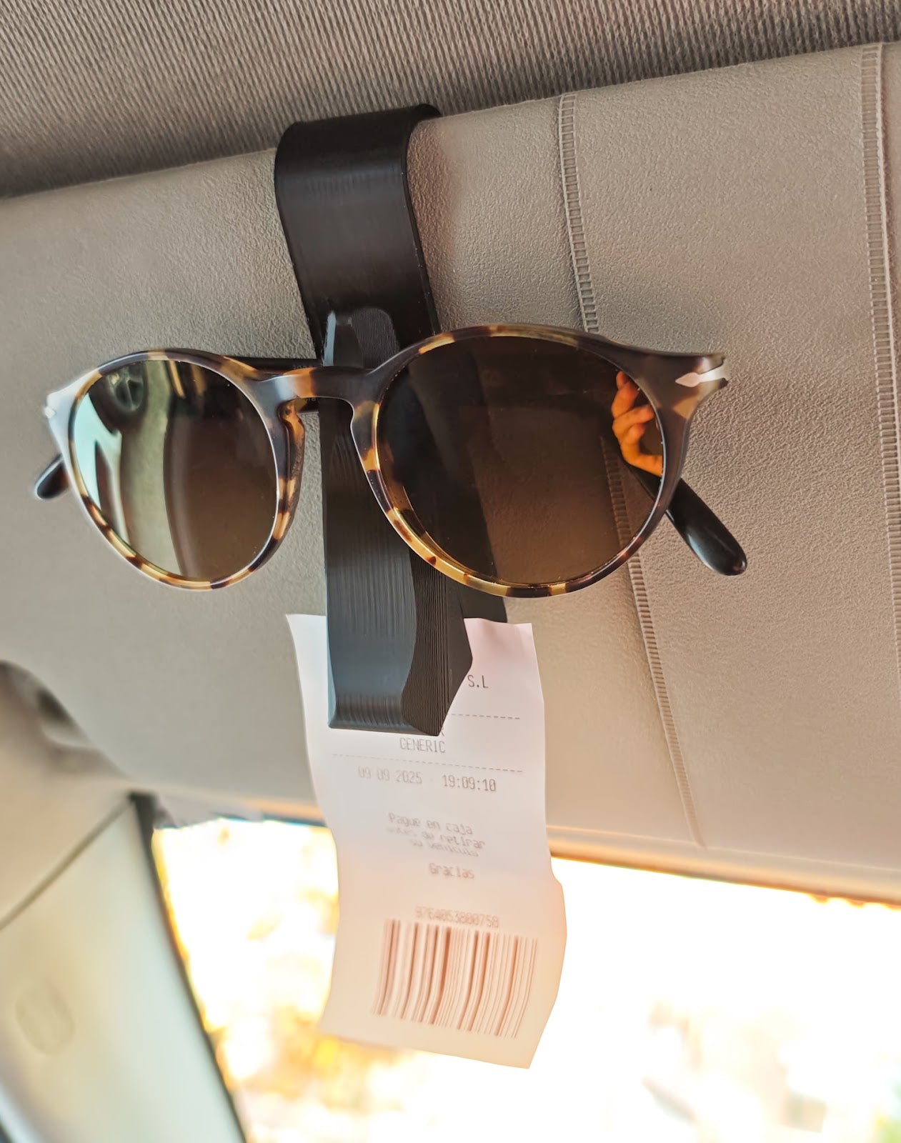 Nose Shaped Holder Clip for Car Visor