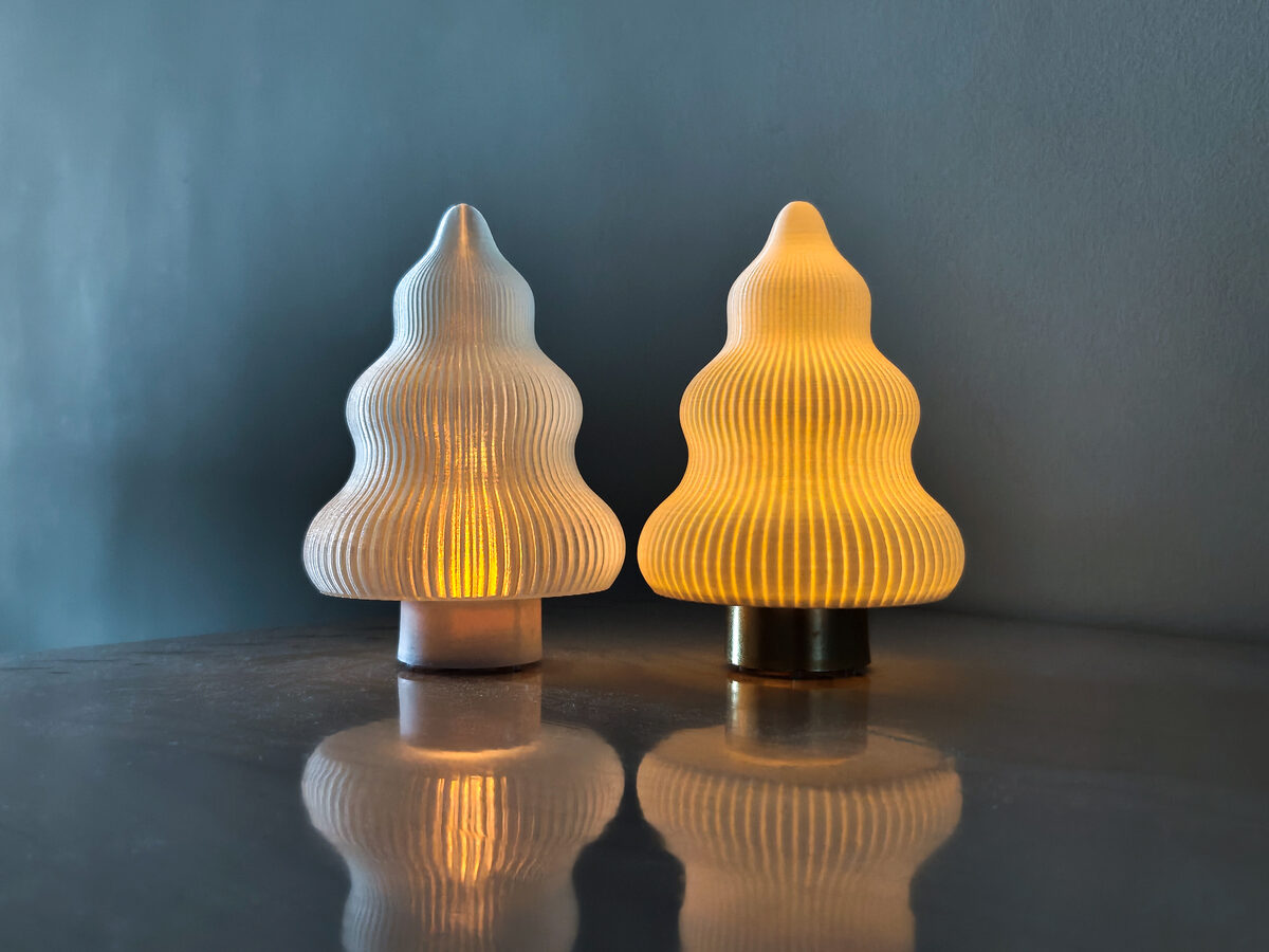 Bouba – Candlelit Christmas Tree