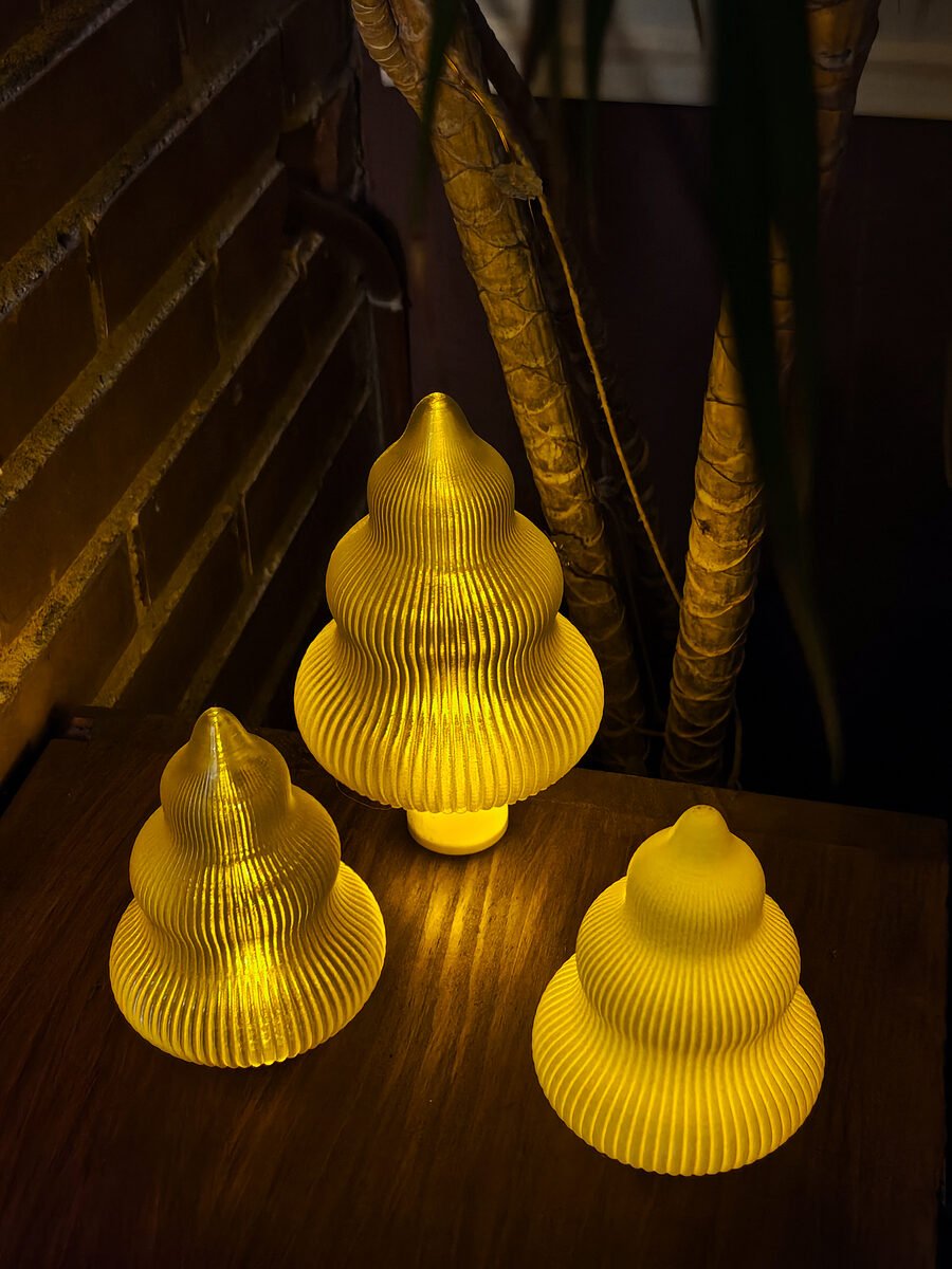 Bouba – Candlelit Christmas Tree - OzFDM