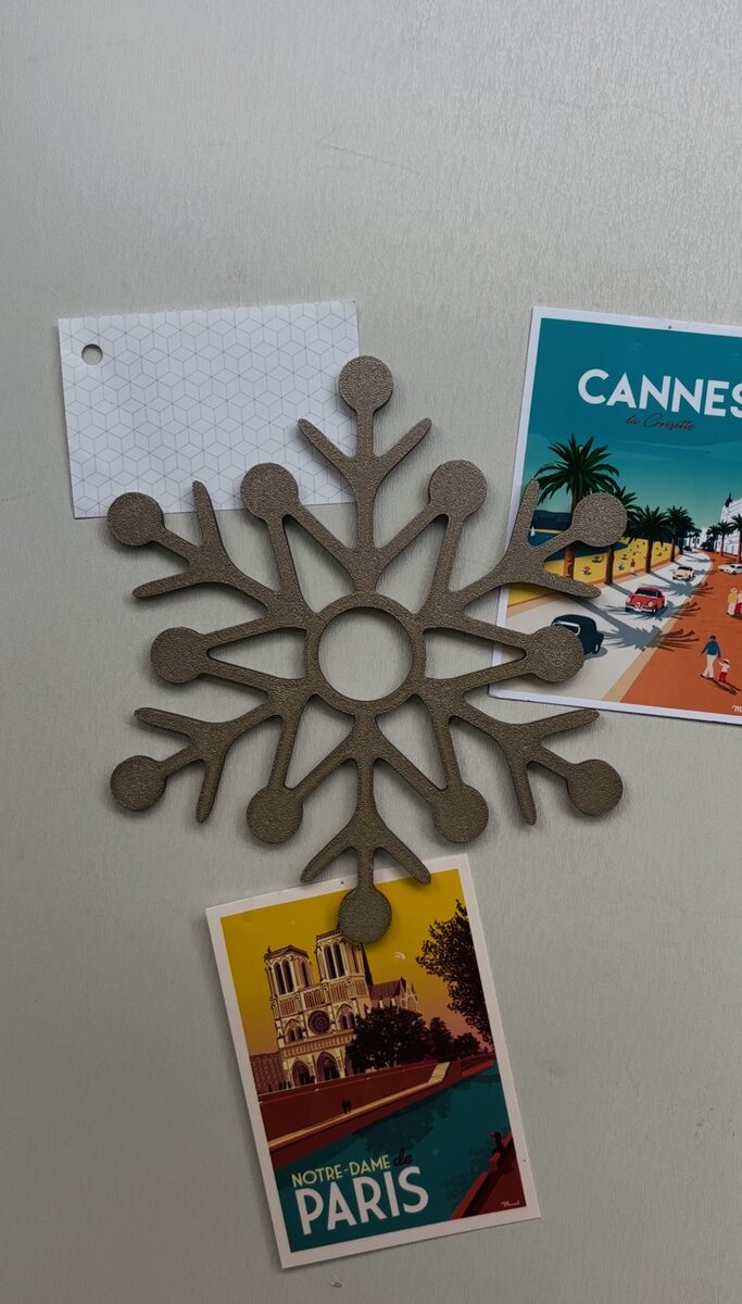 Giant Snowflake Magnet