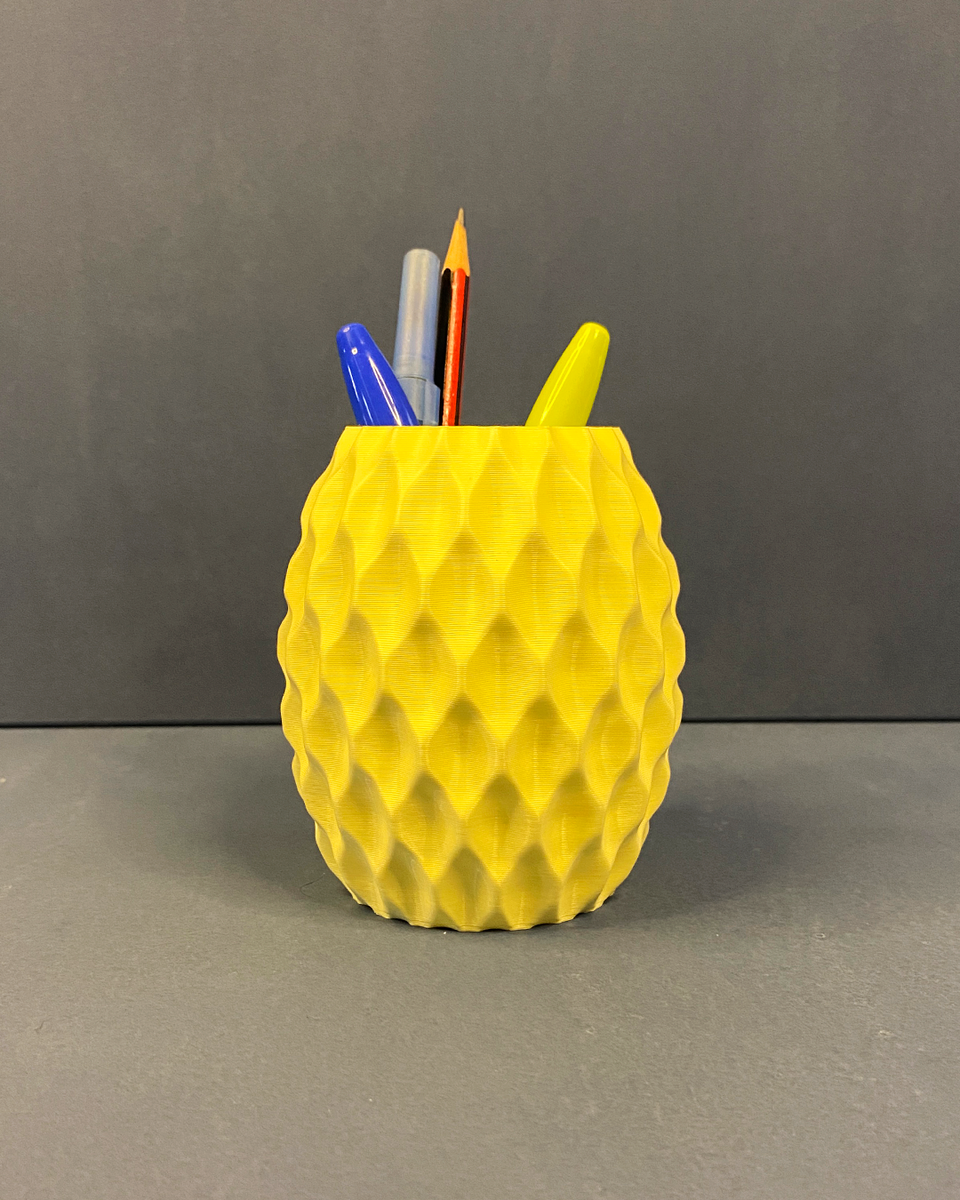 Wavy Pen Holder
