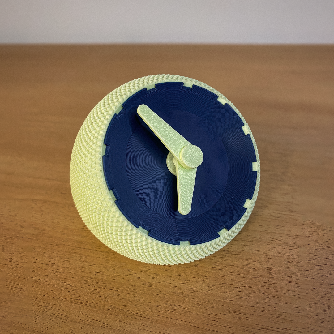 Lola Table Clock