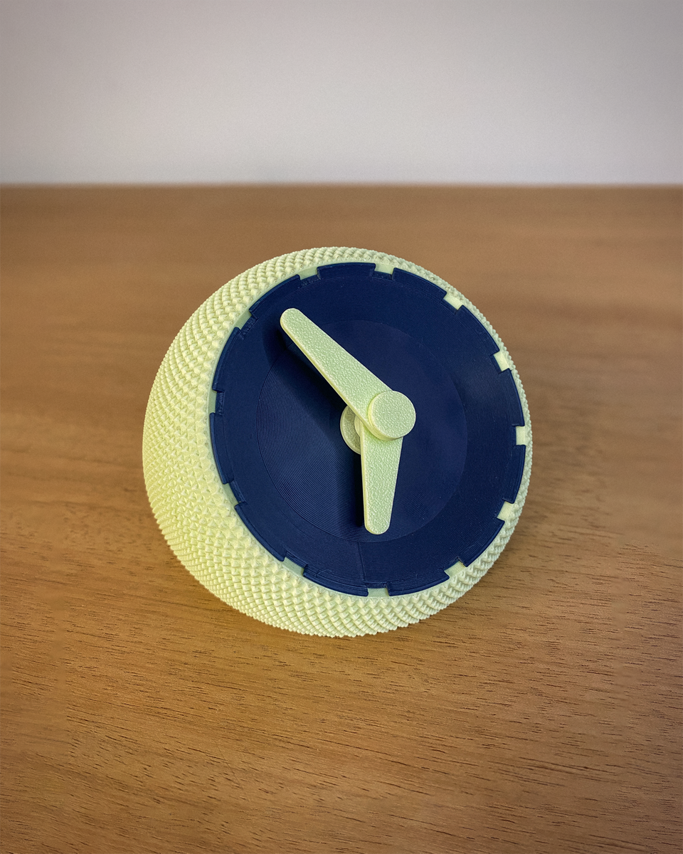 Lola Table Clock