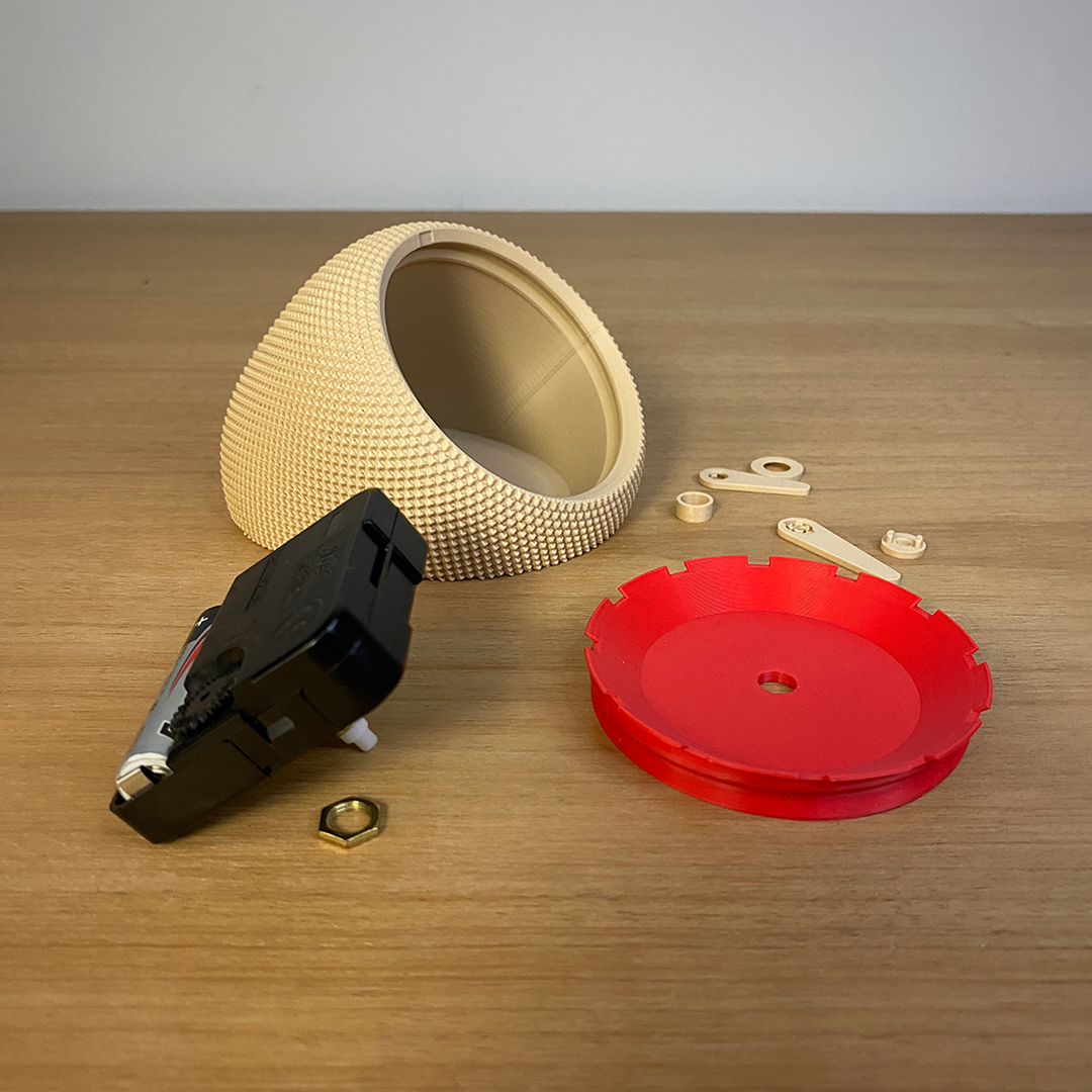 Lola Table Clock