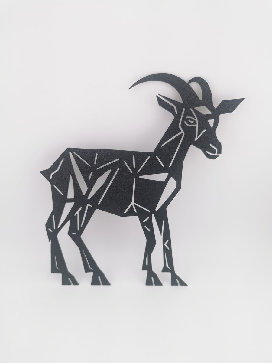 2d Low Poly Goat