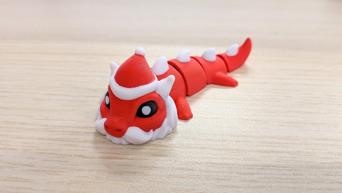 Santa Dragon - Articualted Keychain Dragon - OzFDM