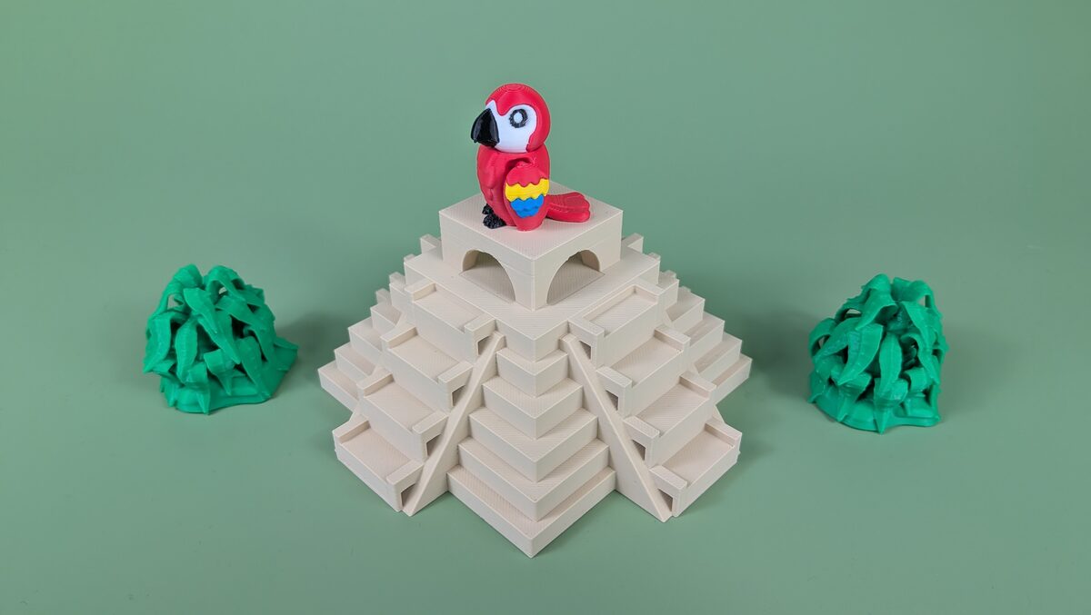 Parrot - Articulated Keychain Figure