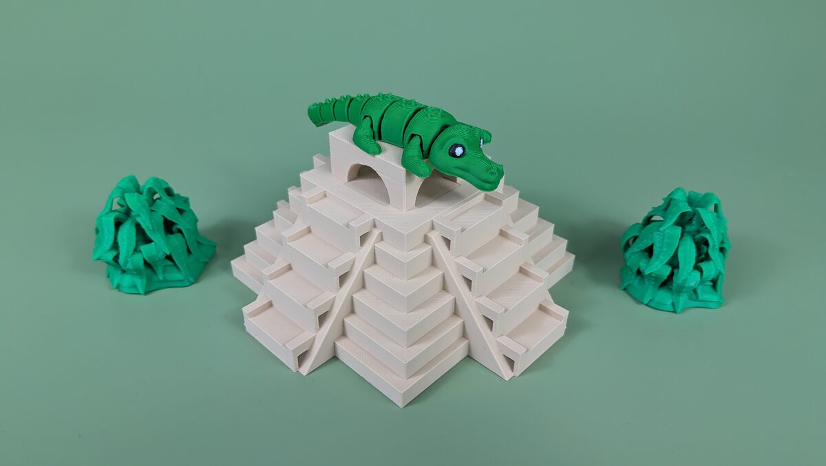 Crocodile - Articulated Keychain Figure