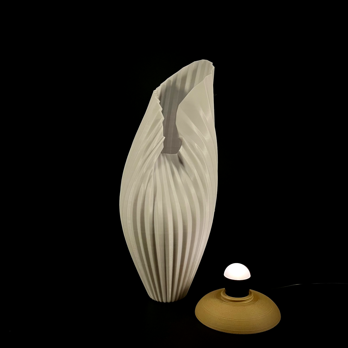 Foldedinside Lamp