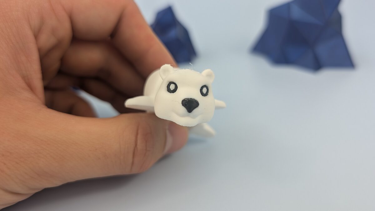 Polar Bear - Articulated Keychain Figure