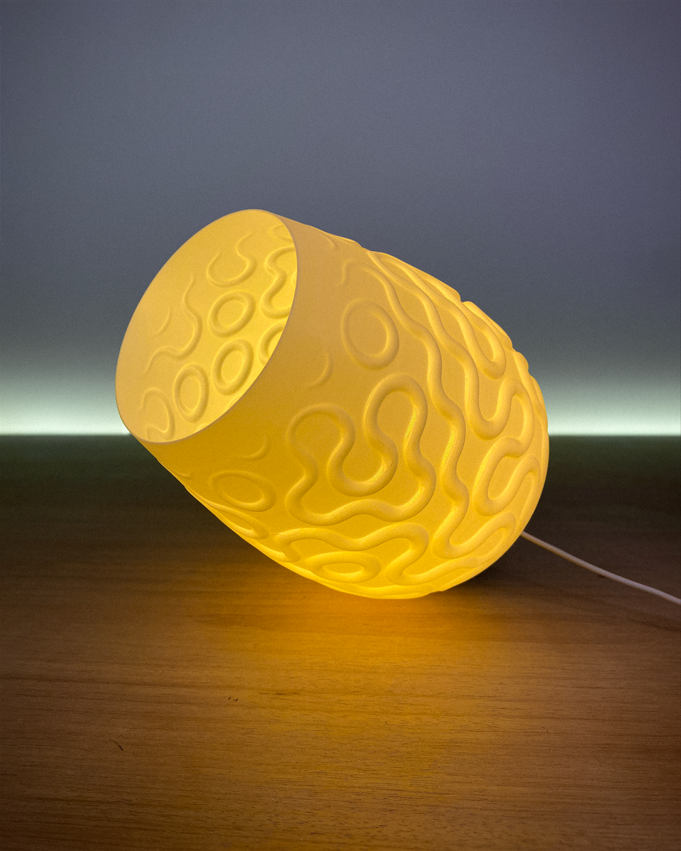 Seamless Table Lamp