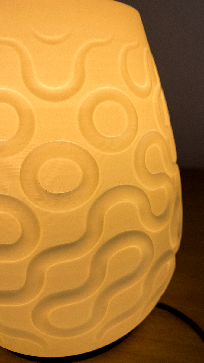 Seamless Table Lamp