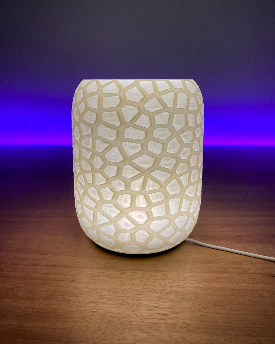 Voronoi Table Lamp