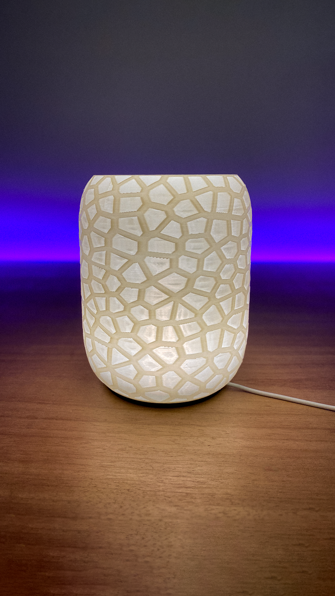 Voronoi Table Lamp