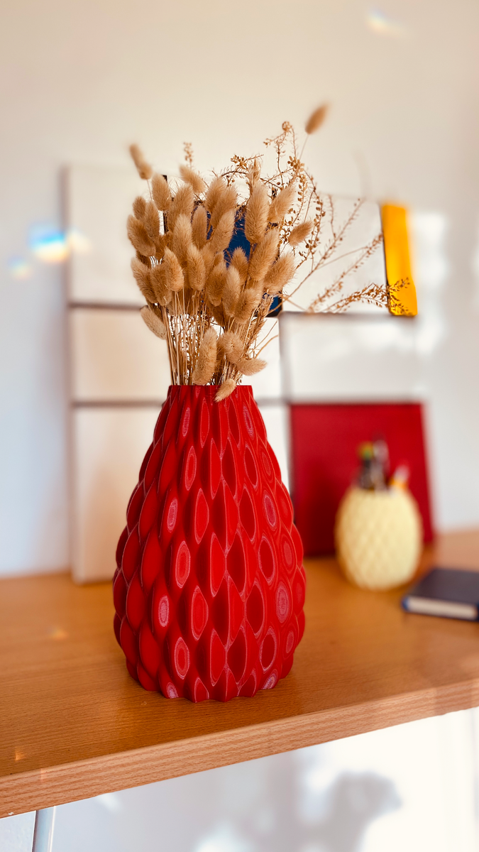 Wavy Flower Vase
