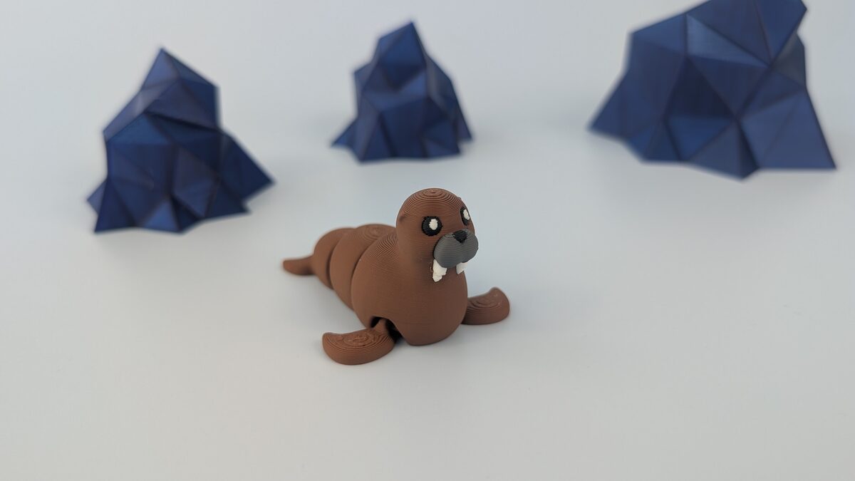 Walrus & Seal - Articulated Keychain Figure