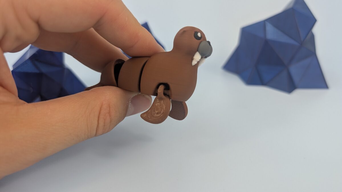 Walrus & Seal - Articulated Keychain Figure