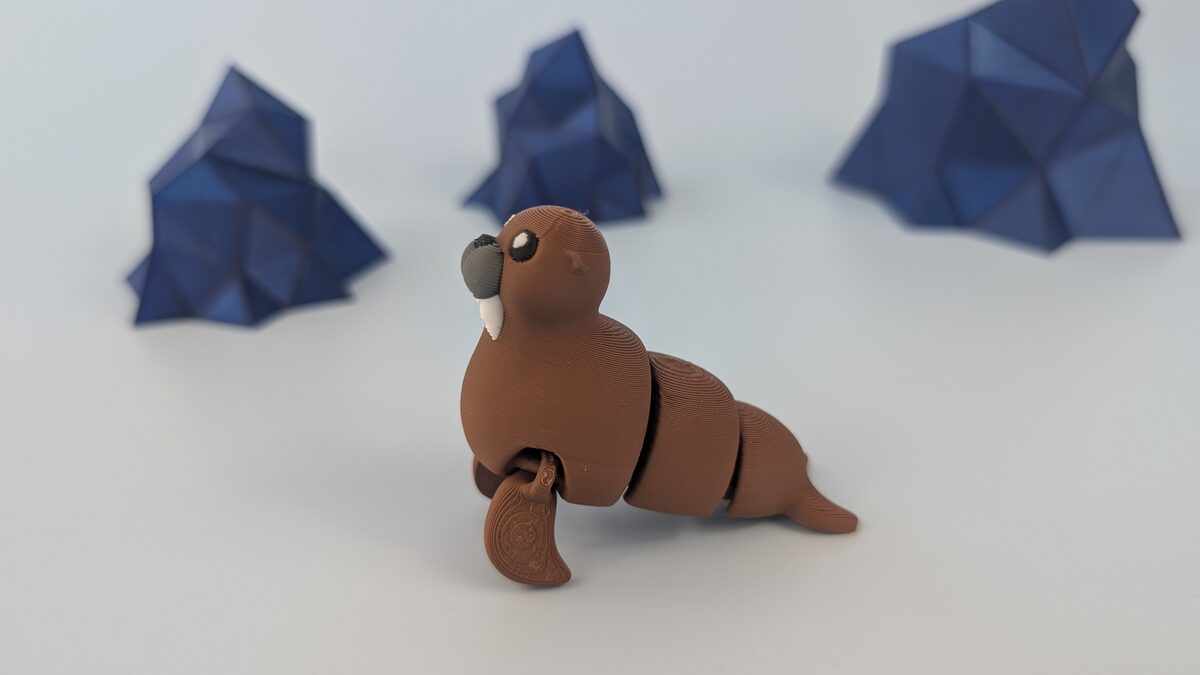 Walrus & Seal - Articulated Keychain Figure