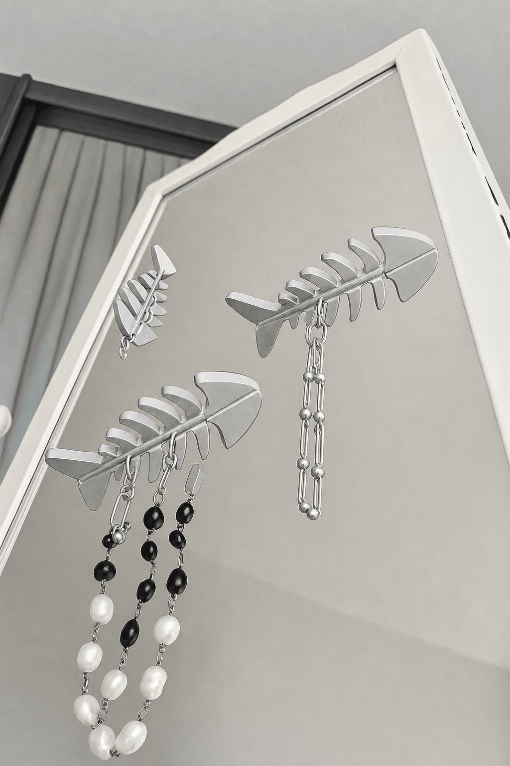Fishbone Mirror Jewellery Hook - OzFDM