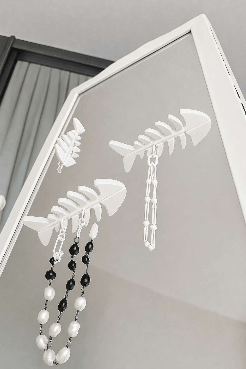 Fishbone Mirror Jewellery Hook - OzFDM