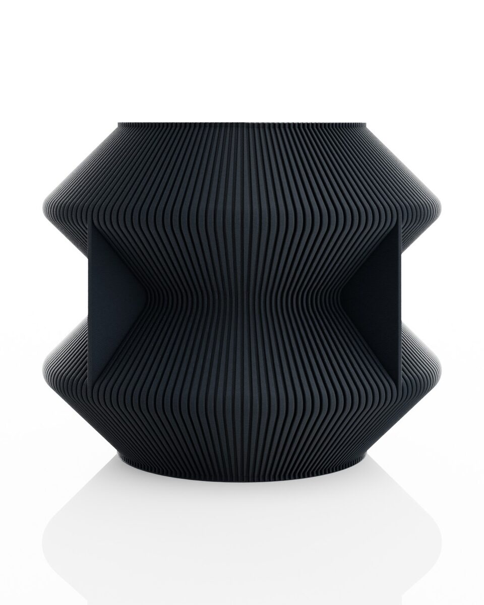 Uoola Vase