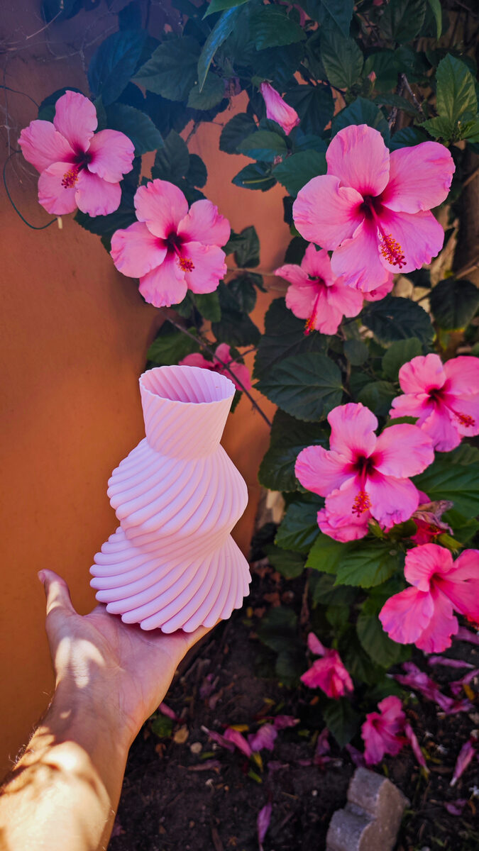 Confeti Vase