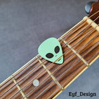 Alien Head Guitar Pick, 3D Printed Novelty Plectrum