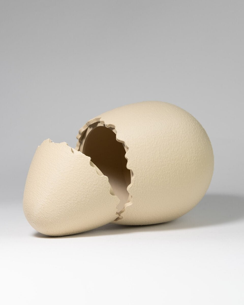 Cracked Eggshell Trinket Box, 3D Printed Two Piece Easter Egg