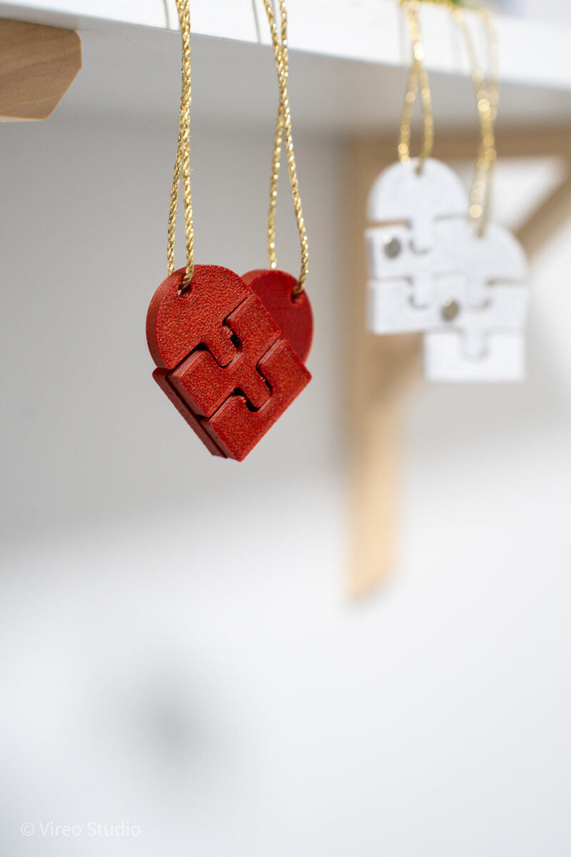 Heartlinks | Magnetic Flexi Heart Keychains For Couples