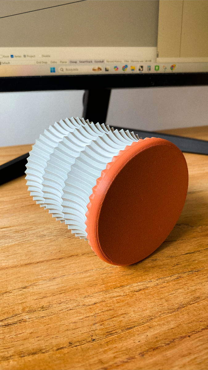 Flic Container